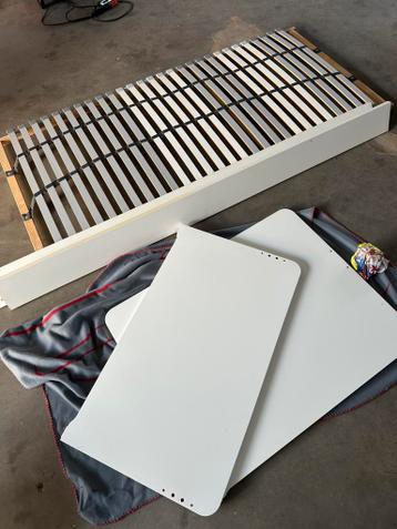 1 persoonsbed ikea wit met lattenbodem