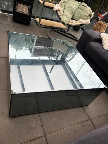 Gratis ophalen: spiegel look salontafel