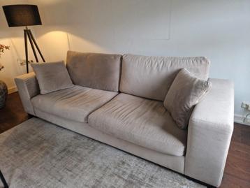 Bank velours beige gratis afhalen