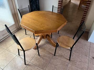 Eethoek met 4 stoelen