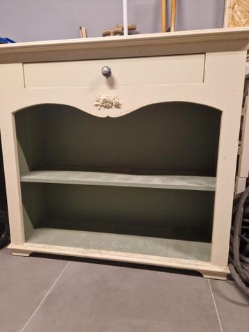 Gratis Vintage Dressoir met Lade en Open Vakken