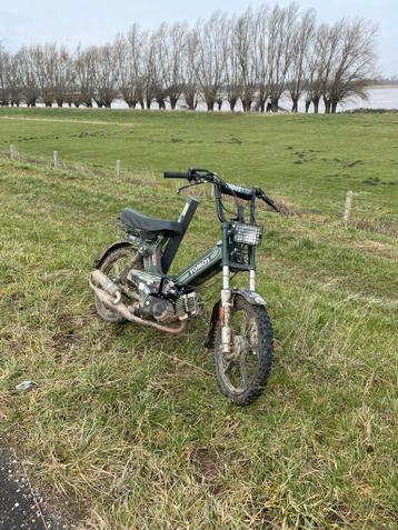 Tomos brommer GEZOCHT!!