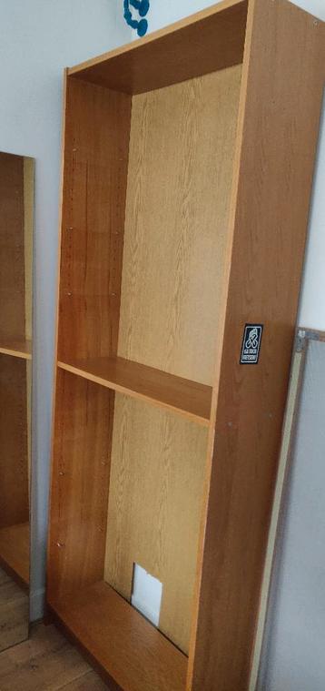 Boekenkast gratis op te halen