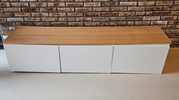 TV Meubel met Houten Bovenblad van ikea