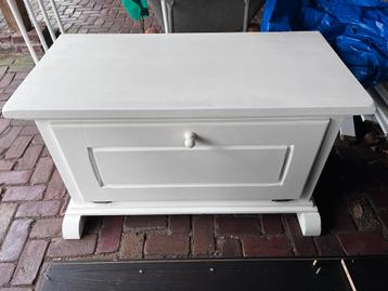 Gratis witte dekenkist