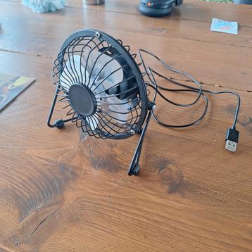 Mini USB Ventilator - Zo goed als nieuw