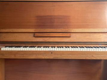 Georg Hoffmann Piano