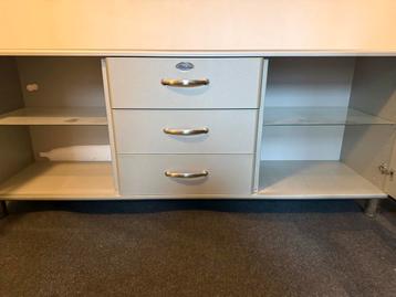 Dressoir met Opbergruimte