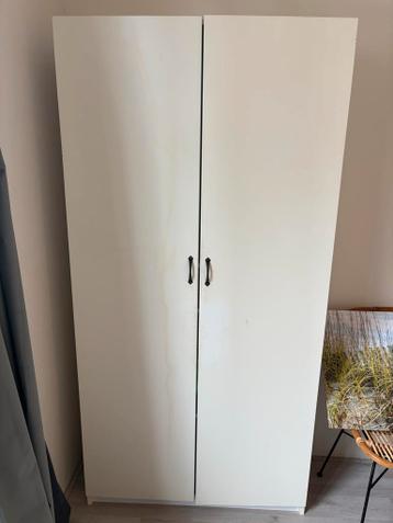 Gratis gebruikte kledingkast - zelf ophalen