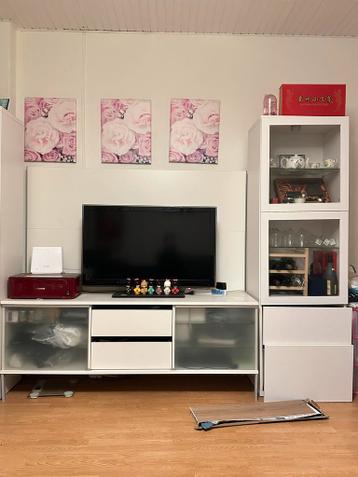 Witte TV meubel met opbergruimte