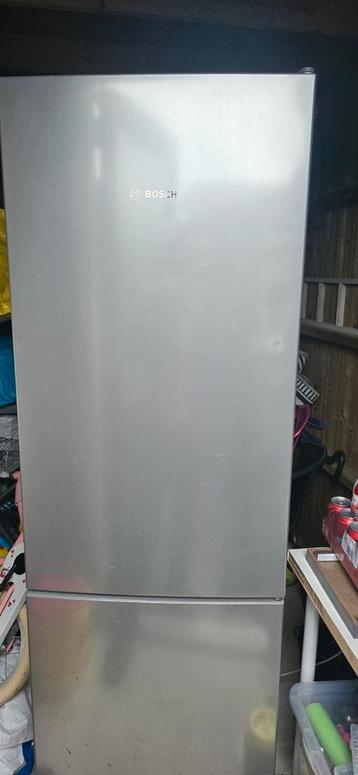 Koel  vries combi bosch (koelt niet)