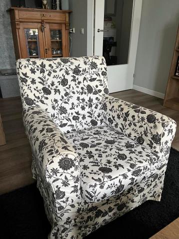 Mooie Stoeltje met Bloemenmotief