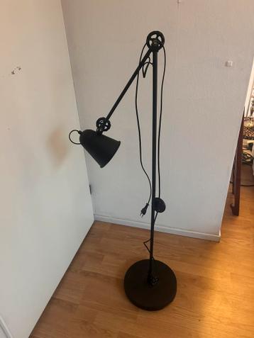 Floor Lamp / Desk Lamp