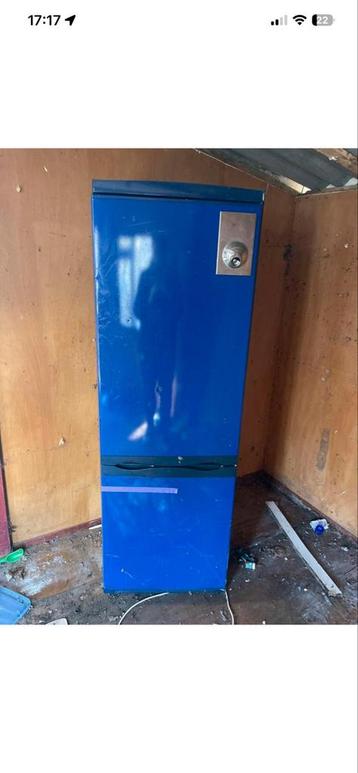 Gratis Koelkast - Beschimmeld, maar werkend!