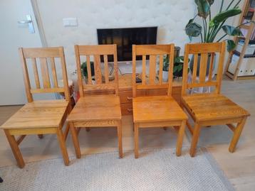 4 houten Lundia stoelen *gratis*