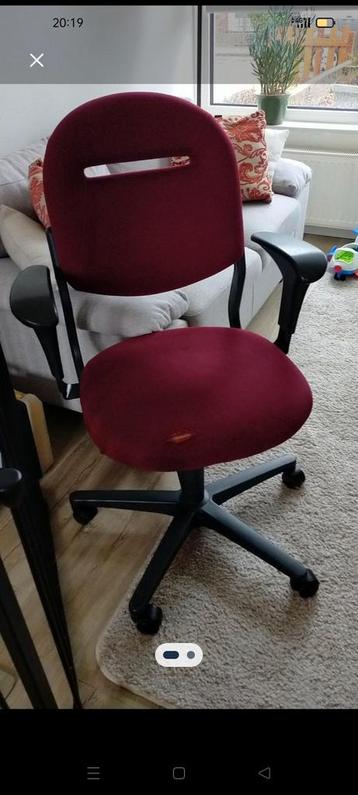 Rode bureau stoel