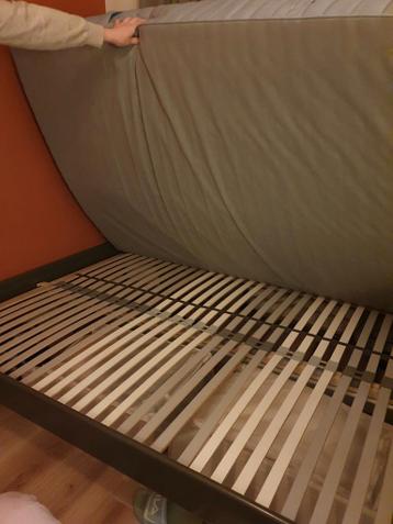 Metalen bedframe 140x200 met lattenbodem + matras