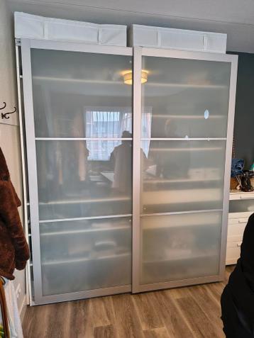 Schuifdeuren voor pax kast ( gratis). 1 meter breed en 2.36