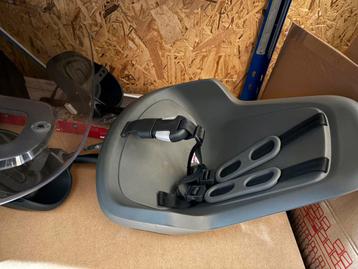 Bike seat & wind shield fixed price