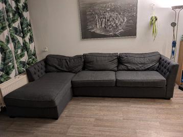 Gratis af te halen: grote hoekbank (3 meter breed) – Leiden
