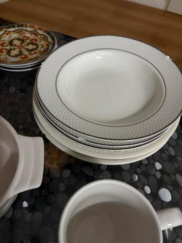 Servies Collectie - Borden, Kopjes, Schalen