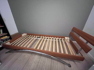 Gratis- Houten eenpersoonsbed 90x220