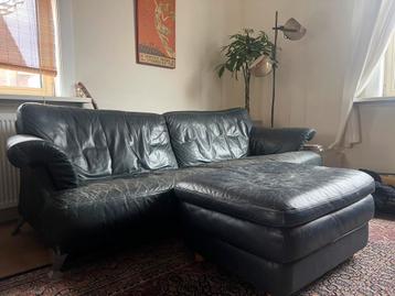 Leren bank en hocker