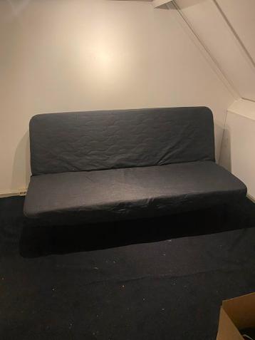 Mooie zwarte slaapbank