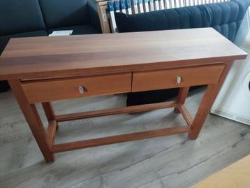 Diverse meubels gratis af te halen!