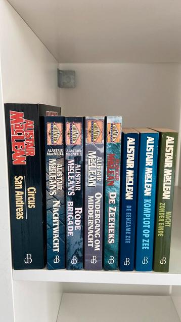 8 titels Alistair MacLean gratis