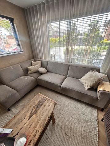 Hoekbank - Gratis af te halen eind maart/begin april