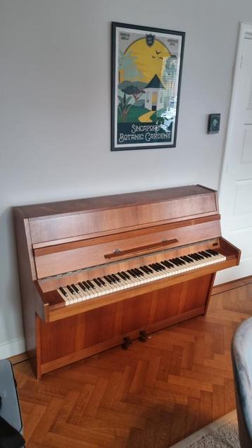 Piano - Gratis af te halen