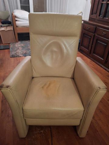 Electrisch verstelbare stoel