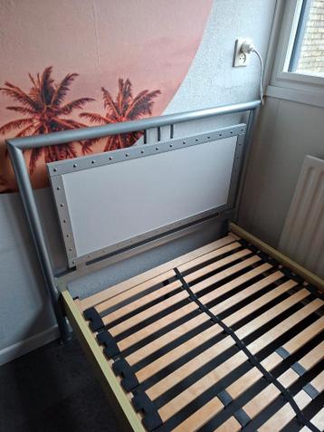 Gratis 1 persoons bed