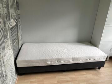 Boxspring met matras - 90x220 cm