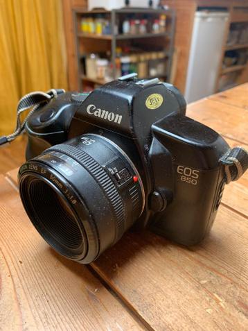 Analoge fotocamera Canon EOS 850