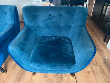 2 Blauwe Velvet Fauteuils