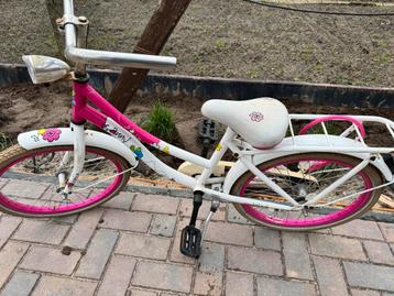 Loeki Meisjesfiets 20 inch - Leuke kinderfiets!