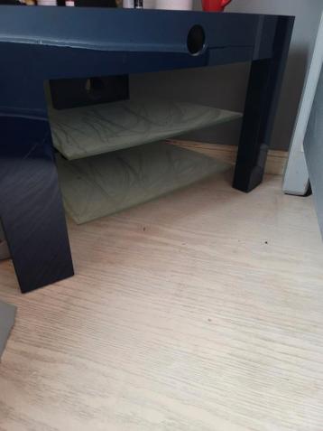 Gratis TV Meubel van Glas