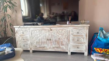 Massief houten dressoir / tv kast