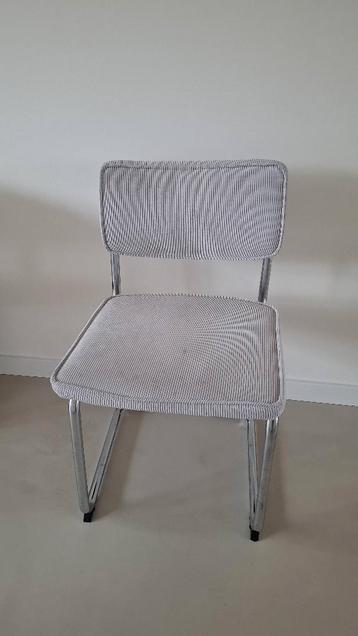4 eetkamerstoelen - gratis ophalen