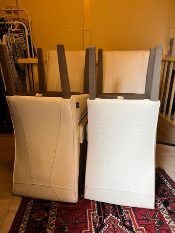 4x witte eetkamerstoelen