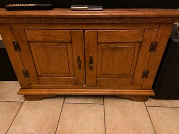 Gratis Houten TV-meubel, salontafel, bijzet tafel