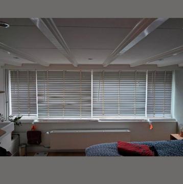 Gratis Houten Jaloezieën - 2 stuks, wit/crème