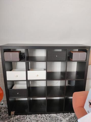 GRATIS AF TE HALEN: Zwarte IKEA kast