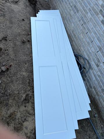 Kastdeuren en kast wanden