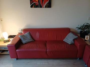 Rode leren 2/3 zithoek - gratis af te halen!