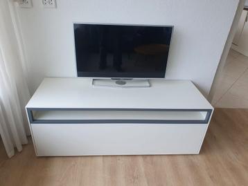 Tv meubel wit (evt met tv)