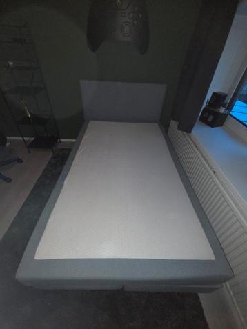 *** Gratis *** Boxspring 120x200 met topper - Logeerbed