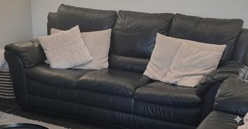 3 + 2 zits zwarte leren bank - gratis af te halen